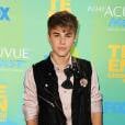 Justin Bieber tava usando um look meio esquisito no Teen Choice Awards 2011