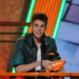 Justin Bieber já estava mais parecido com o que ele é hoje em dia no Kids Choice Awards 2012