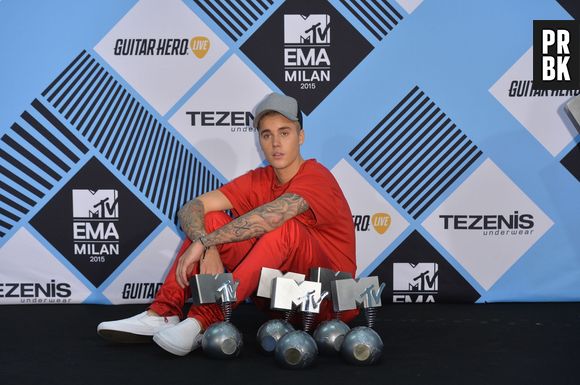 Justin Bieber ganhou vários prêmios no EMA 2015 pelo álbum "Purpose", que marcou seu retorno triunfal