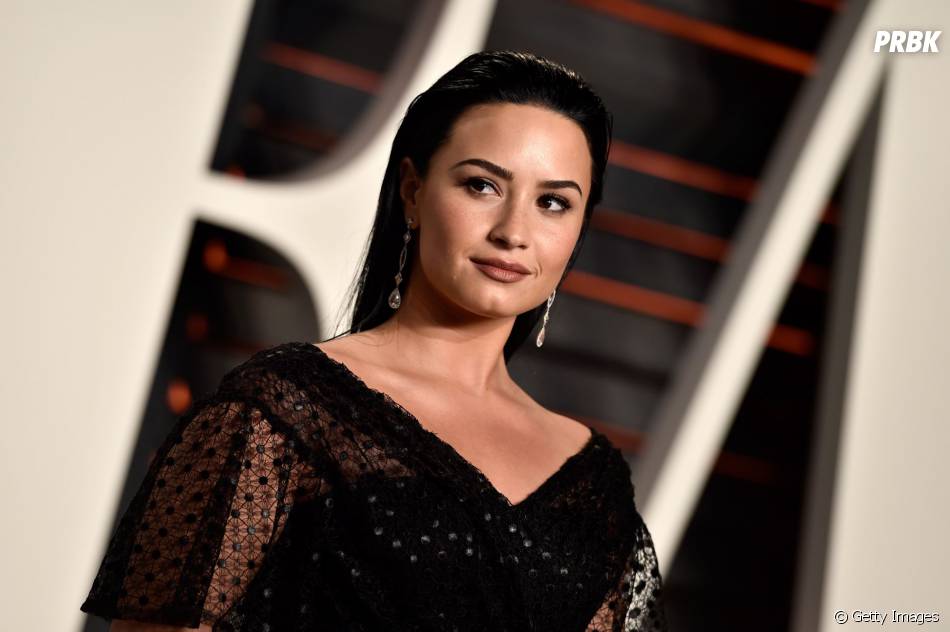 Demi Lovato Tambem Aparece Rapidamente Em Zoolander 2 Purebreak
