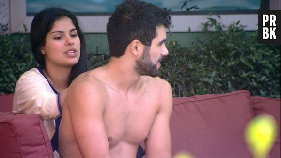 No "BBB16", Laham e Munik esquentaram o clima na piscina do reality show da Globo