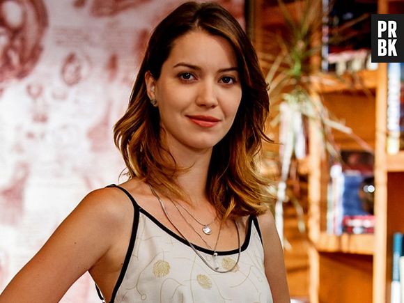 Nathalia Dill é ariana de carteirinha!