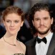 Kit Harington e Rose Leslie também intepretavam um casal em "Game of Thrones", como Jon Snow e Ygritte, respectivamente