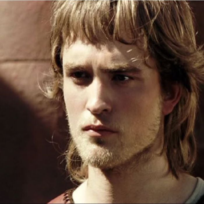 O primeiro filme de Robert Pattinson foi &quot;A Maldição do Anel&quot;, lançado apenas na TV em 2004