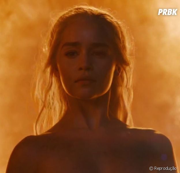 Em "Game of Thrones": Emilia Clarke, a Daenerys, revela não ter usado dublê para cenas de nudez