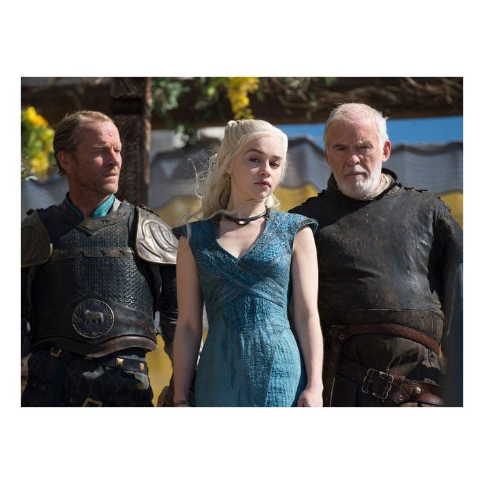 Daenerys (Emilia Clarke) usou e abusou dos vestidos azuis na 3ª e 4ª  temporadas de Game of Thrones - Purebreak