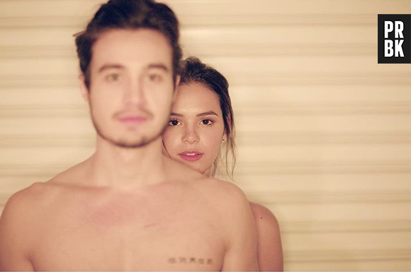 Fãs piram ao ver Tiago Iorc comentando em foto de Bruna Marquezine