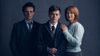Novo "Harry Potter": Harry, Gina e seu filho Alvo aparecem nas primeiras fotos da peça!