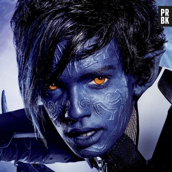 Noturno (Kodi Smit-McPhee), de "X-Men: Apocalipse: supersticioso, acredita em astrologia, tá sempre de vela