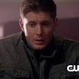 Dean (Jensen Ackles) reza para Castiel (Misha Collins) lhe ajudar a salvar seu irmão da morte, em "Supernatural"
