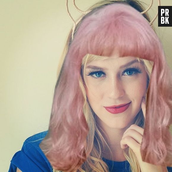 Olha Sophia Abrahão de cabelo cor-de-rosa! Será que ela deve adotar os fios coloridos?!