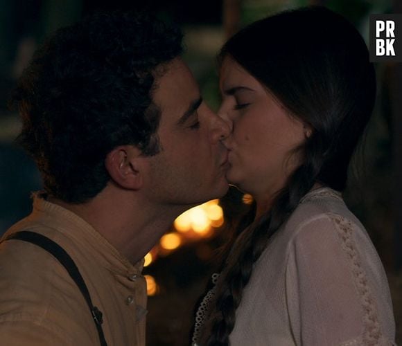 Mafalda (Camila Queiroz) sente algo por Zé dos Porcos (Anderson Di Rizzi) que pode por seu casamento com Romeu (Klebber Toledo) em risco em "Êta Mundo Bom!"