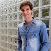 Jonatas Faro também fez par com Isabelle Drummond em "Cheias de Charme"
