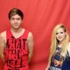 Fãs não podem tocar de Avril Lavigne no Meet & Greet no Brasil