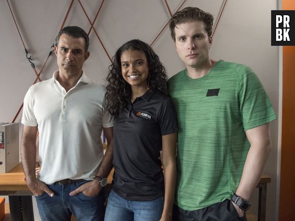 Aline Dias, Marcos Pasquim e Thiago Fragoso falam sobre mistério do pai de Joana em "Malhação