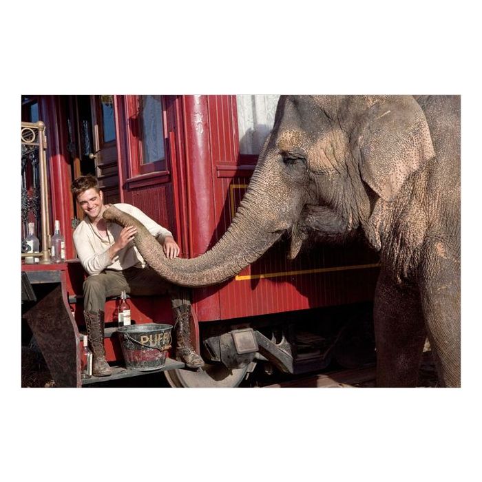  Robert Pattinson no filme &quot;&amp;Aacute;gua para Elefantes&quot;, de 2011! 