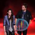  Robert Pattinson acompanhado da ex Kristen Stewart no&nbsp;"Teen Choice Award"! 