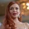 Lindsay Lohan já teve relacionamentos assumidos com homens e mulheres, como a DJ Samantha Ronson