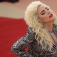 Lady Gaga já assumiu, em entrevista a Barbara Walters, que teve relações sexuais com mulheres