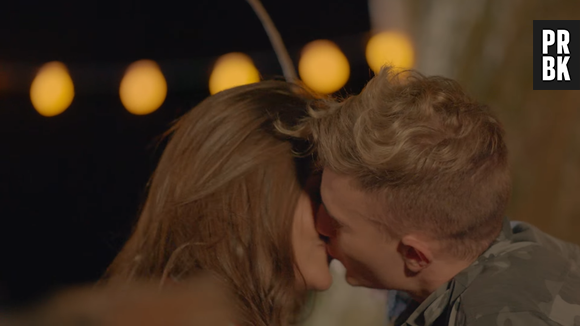 Léo Picon também deu um beijão em uma das modelos do clipe "Ninguém Segura Ela". Os fãs piram!