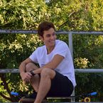 Christian Monassa, o Serguei de "Malhação", arrasa em ensaio estilo skatista!