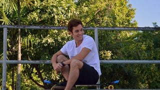 Christian Monassa, o Serguei de "Malhação", arrasa em ensaio estilo skatista!