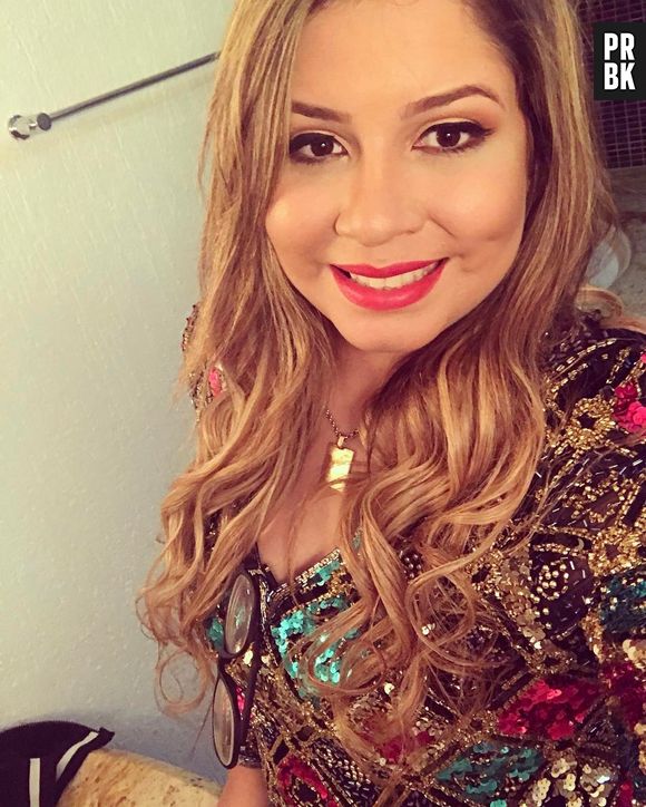 Marília Mendonça lança mais três músicas de seu DVD "Realidade" no Youtube!