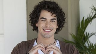 Sam Alves assume ser gay e fãs repercurtem notícia no Twitter! Confira