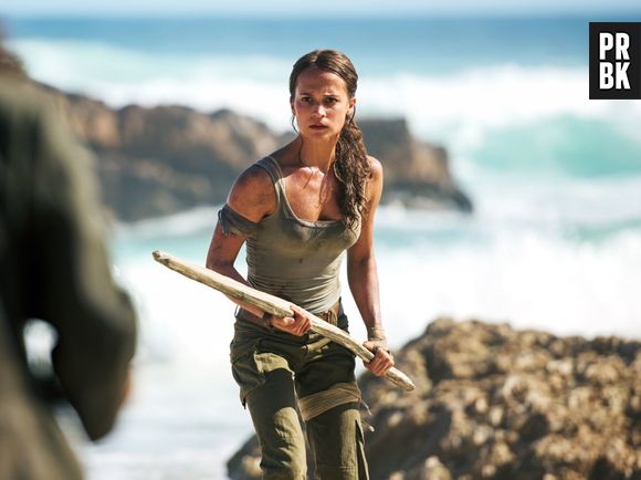 "Tomb Raider: A Origem" falha ao montar a relação entre Lara (Alicia Vikander) e o pai
