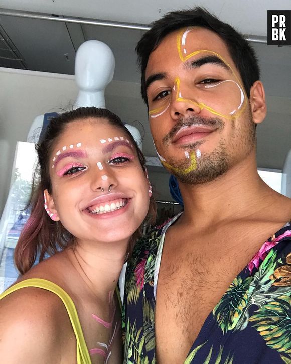 Giovanna Grigio e Bruno Gadiol revelam que estão namorando no Dia da Mentira e fãs caem na pegadinha!