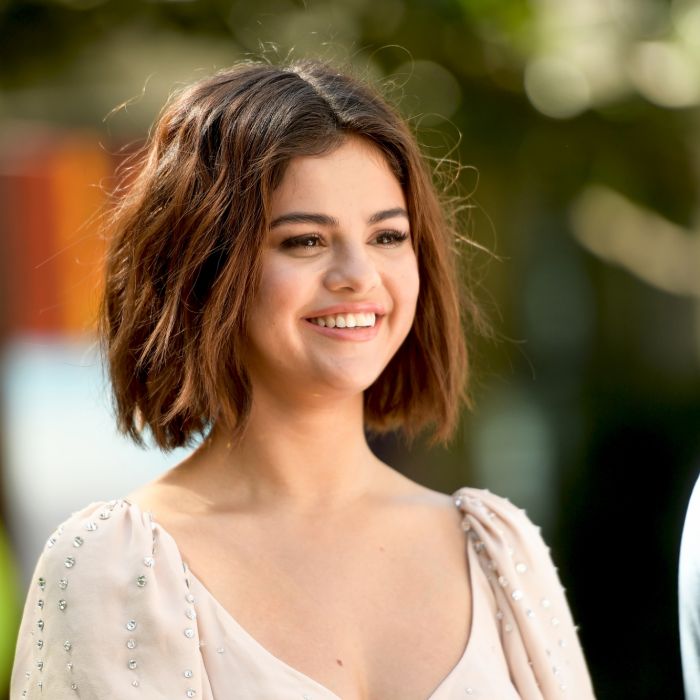 Selena Gomez lançará uma música nova, chamada &quot;Back To You&quot;, no dia 10 de maio