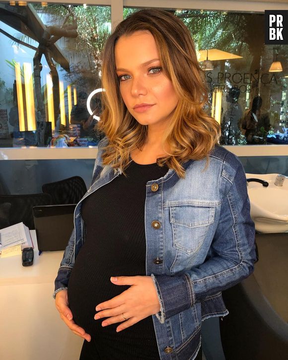 Milena Toscano, de "As Aventuras de Poliana", foi substituída na novela por conta da gravidez