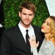 Miley Cyrus ficou linda vestida de noiva