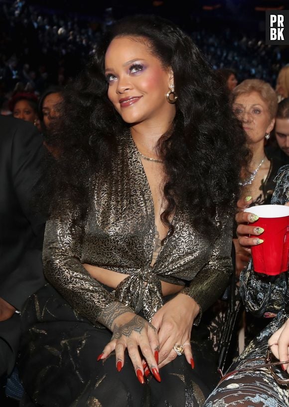 Um novo álbum de Rihanna está chegando