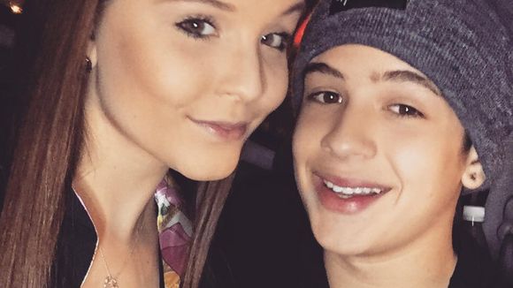 A gente está tão desconfortável quanto o João Guilherme nesse vídeo com a Larissa Manoela