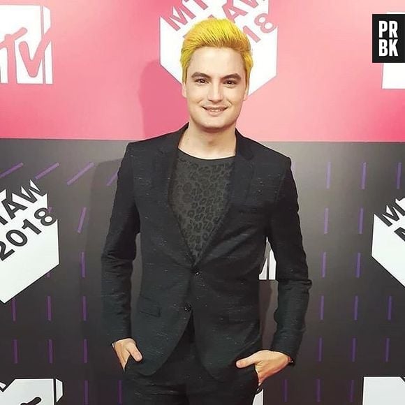 Felipe Neto decide banir Melody de seu canal e explica o motivo: hiperssexualização da cantora de 11 anos