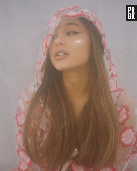 Ariana Grande confirma novidades sobre o álbum "thank u, next"