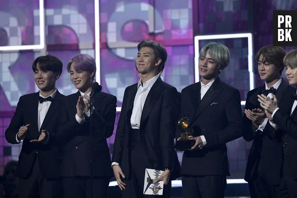 BTS dá entrevista à Billboard durante passagem no red carpet do Grammy Awards 2019