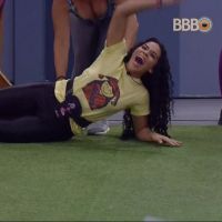Elana é líder pela terceira vez consecutiva no "BBB19" e já pode pedir música no "Fantástico"