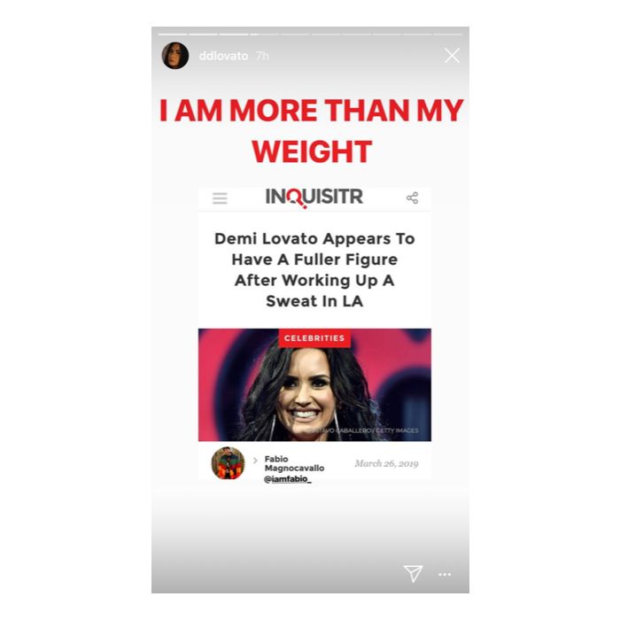 Demi Lovato responde jornalista nos Stories: &quot;Eu sou mais do que o meu peso&quot;