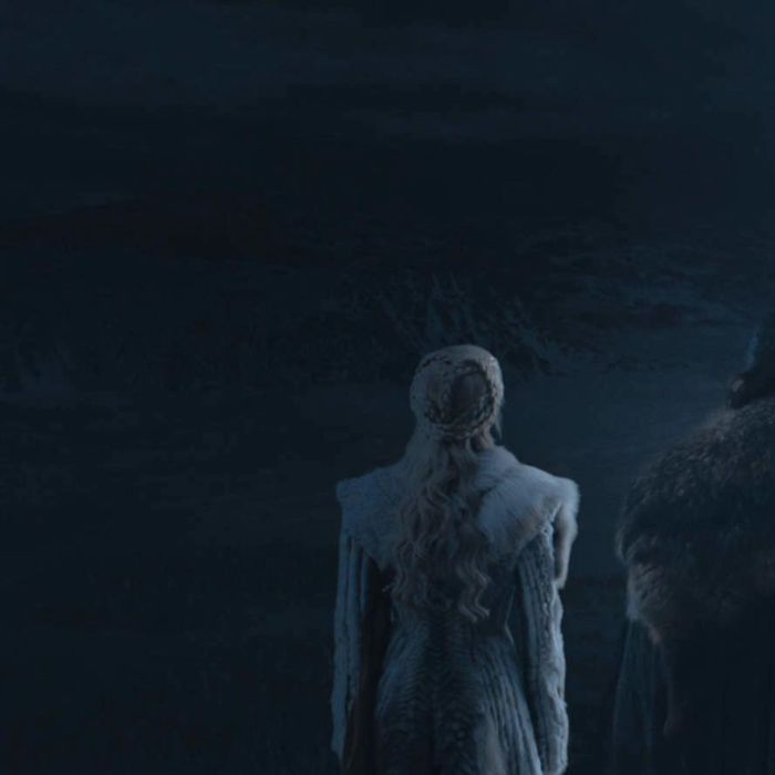  Final &quot;Game of Thrones&quot;: fotos do novo episódio de &quot;Game of Thrones&quot; mostra Jon Snow (Kit Harington) e Daenerys (Emilia Clarke) juntos 