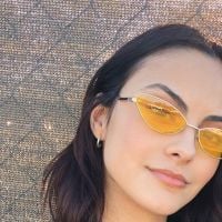 Camila Mendes, de "Riverdale", compartilha foto do primeiro dia de gravações do seu novo filme