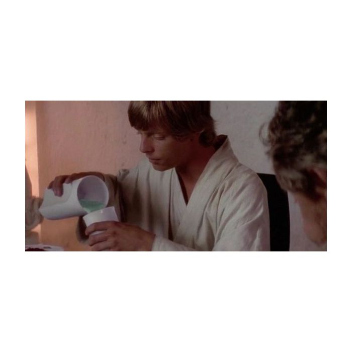 &quot;Star Wars&quot;: no parque temático os visitantes poderão beber o leite azul como Luke Skywalker (Mark Hamill)