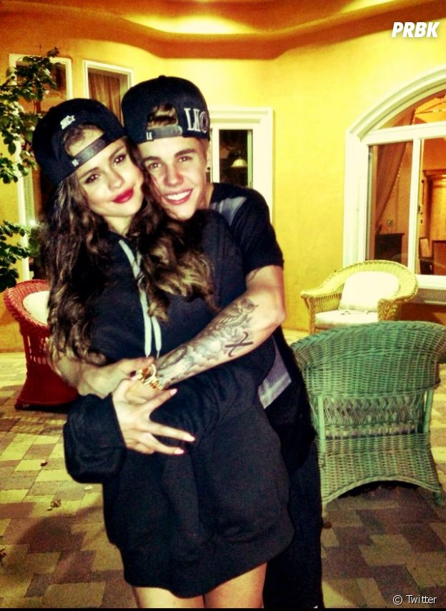 De Justin Bieber E Selena Gomez A Neymar E Bruna Marquezine Relembre Famosos Que Ja Namoraram Purebreak
