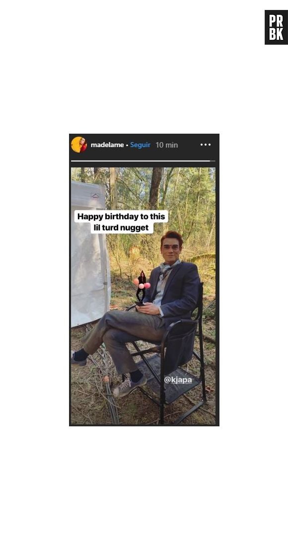 Madelaine Petsch, de "Riverdale", parabeniza KJ Apa