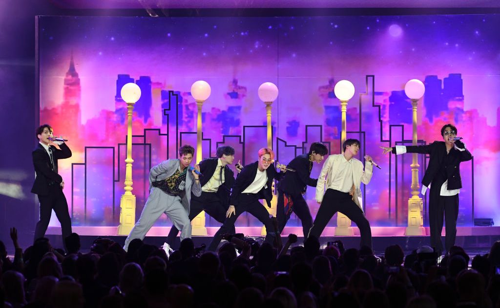 Tem clipe novo do BTS na área e o Purebreak está surtando junto