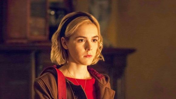 Criador de "O Mundo Sombrio de Sabrina" confirma que protagonista vai para o Inferno