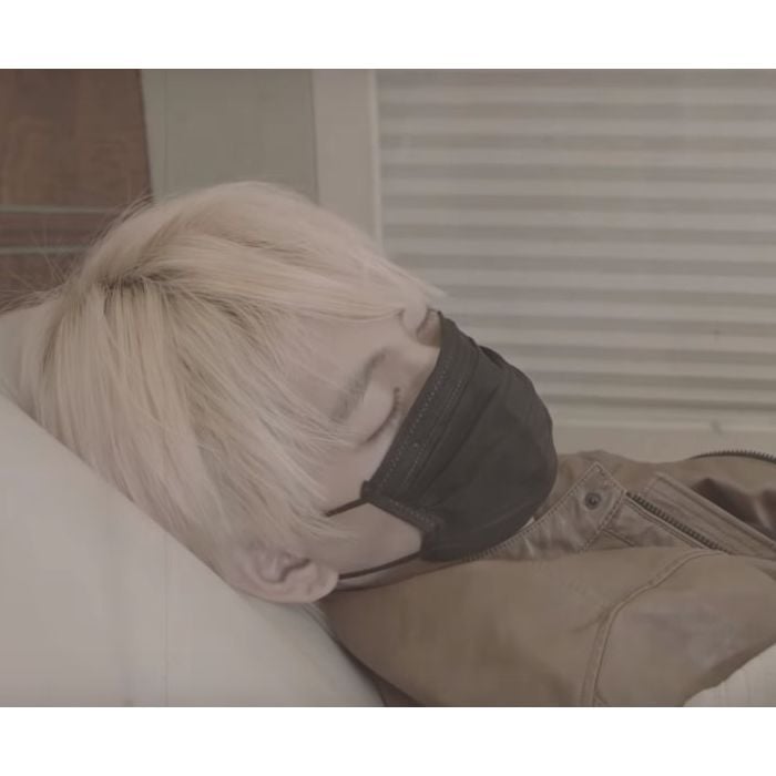Assista o MV de &quot;Winter Bear&quot;, nova música solo do V do BTS