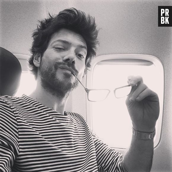 Álvaro Morte é bem diferente do Professor de "La Casa de Papel"