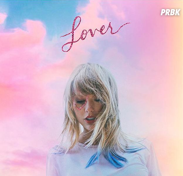 Taylor Swift liberou várias páginas de seus diários junto com a versão deluxe do álbum "Lover"